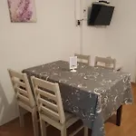Rosa *