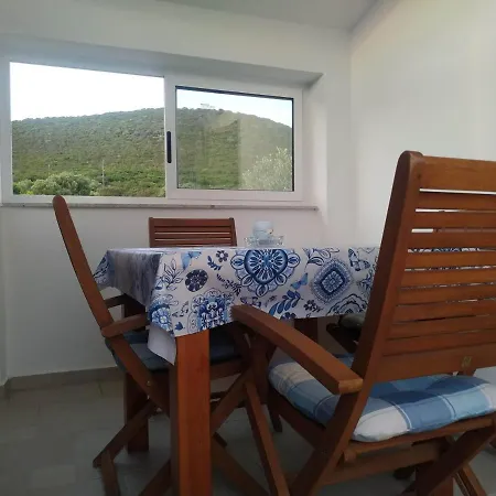 Rosa Apartment
