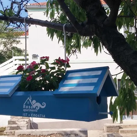 Rosa Apartamento Ist